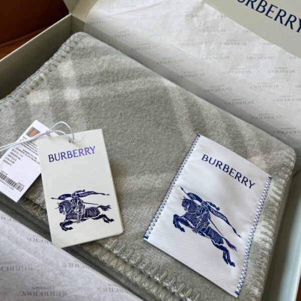 Neueste Version des Burberry-Schals aus 100 % ausgewählter Wolle, geeignet für Männer und Frauen (OY24P)