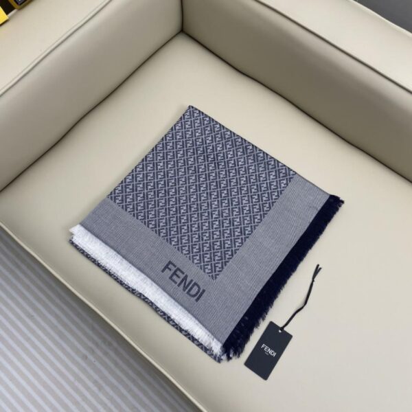Fendi FF-Logo-Schal (32EYN)