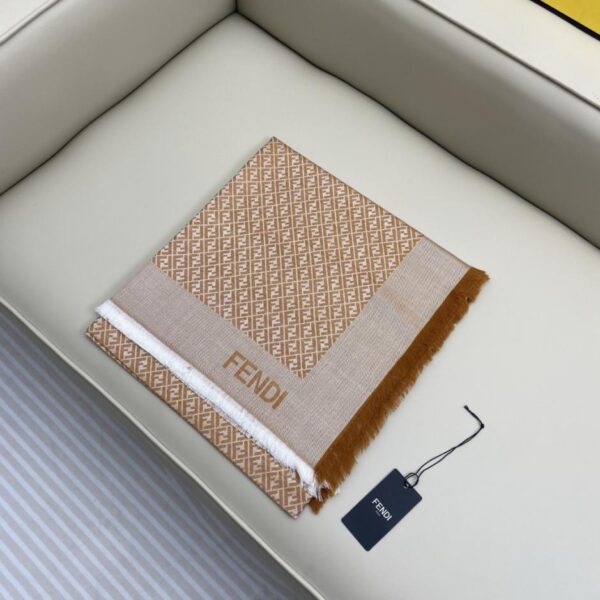 Fendi FF-Logo-Schal (UWVFG)