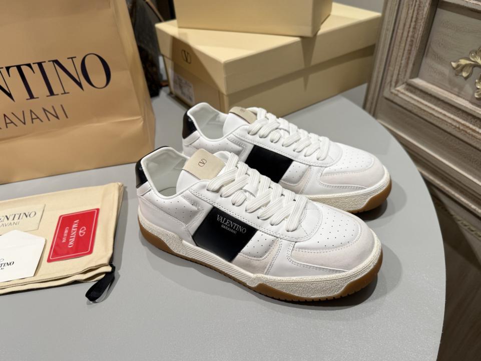 replica,schuhe,beste,kaufen,1:1,besten,seiten,Replik,turnschuhe,sneakers Valentinos neueste, erstklassige Casual-Sneaker-Serie für alle vier Jahreszeiten (3G0VJ) replica,schuhe,beste,kaufen,1:1,besten,seiten,Replik,turnschuhe,sneakers Valentinos neueste, erstklassige Casual-Sneaker-Serie für alle vier Jahreszeiten (3G0VJ)