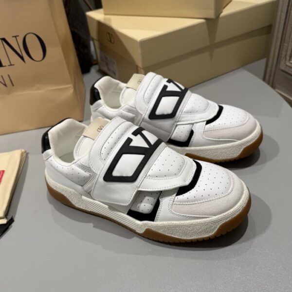 replica,schuhe,beste,kaufen,1:1,besten,seiten,Replik,turnschuhe,sneakers Valentinos neueste, lässige Klett-Loafer der Spitzenklasse für alle vier Jahreszeiten (9UGOJ)