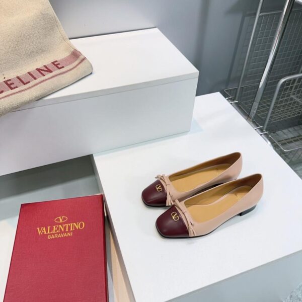replica,schuhe,beste,kaufen,1:1,besten,seiten,Replik,turnschuhe,sneakers Hochwertige Valentino Herbst- und Winterschuhe mit Schleife, Knoten, dicker Absatz, flache Unterseite, kleiner quadratischer Kopf (97OXZ)