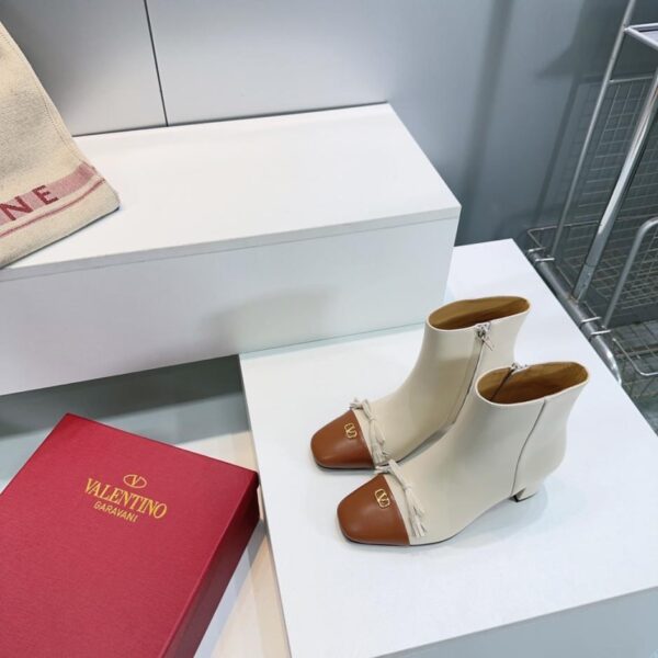 replica,schuhe,beste,kaufen,1:1,besten,seiten,Replik,turnschuhe,sneakers Hochwertige Valentino-Herbst- und Winterschuhe mit Schleife, Knoten, Blockabsatz, seitlichem Reißverschluss, kleiner quadratischer Zehenbereich, modische kurze Schuhe (LKU)