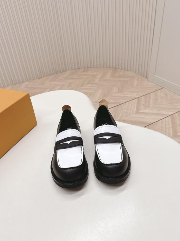 replica,schuhe,beste,kaufen,1:1,besten,seiten,Replik,turnschuhe,sneakers Neue Herbst- und Winter-Einzellederschuhe von LV für Paare (UG23I) replica,schuhe,beste,kaufen,1:1,besten,seiten,Replik,turnschuhe,sneakers Neue Herbst- und Winter-Einzellederschuhe von LV für Paare (UG23I)