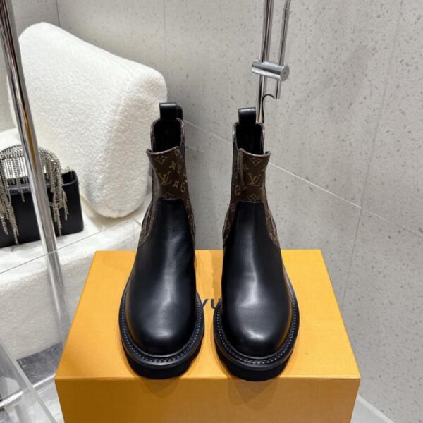 replica,schuhe,beste,kaufen,1:1,besten,seiten,Replik,turnschuhe,sneakers Hochwertige, elastische Slip-On-Stiefeletten von Louis Vuitton für Herbst/Winter (CY01O) mit runder Zehenpartie