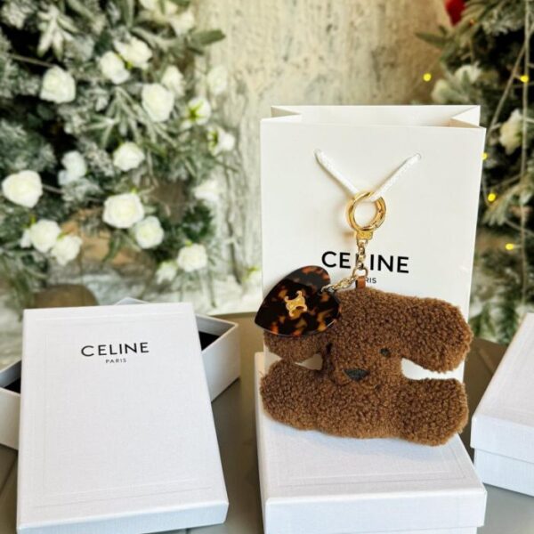 replica,schuhe,beste,kaufen,1:1,besten,seiten,Replik,turnschuhe,sneakers 8-farbiges CELINE Arc de Triomphe-Plüschtier mit Herzanhänger (V3Z8E)
