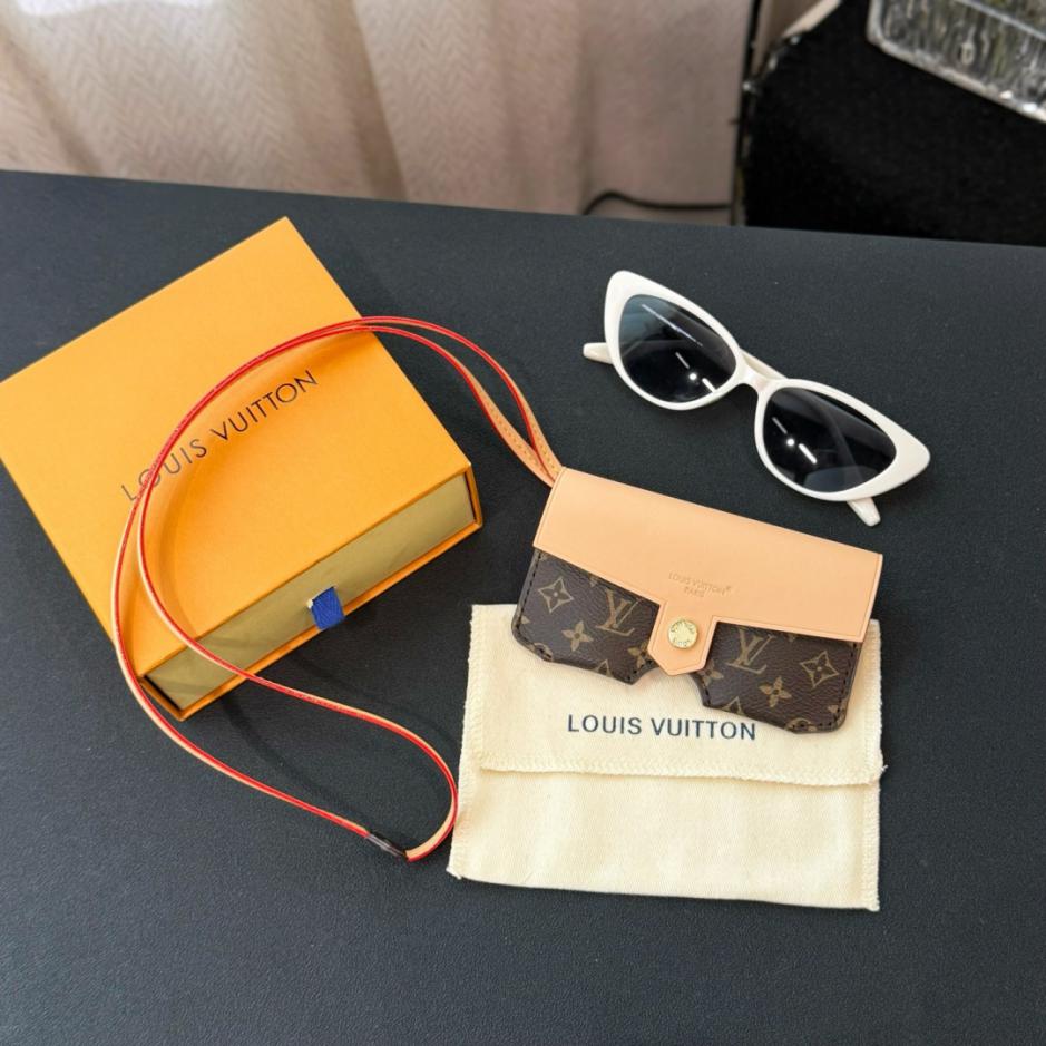 replica,schuhe,beste,kaufen,1:1,besten,seiten,Replik,turnschuhe,sneakers Neu eingetroffen: 4-farbige neue Brillentasche von LOUIS VUITTON (BCWHC) replica,schuhe,beste,kaufen,1:1,besten,seiten,Replik,turnschuhe,sneakers Neu eingetroffen: 4-farbige neue Brillentasche von LOUIS VUITTON (BCWHC)