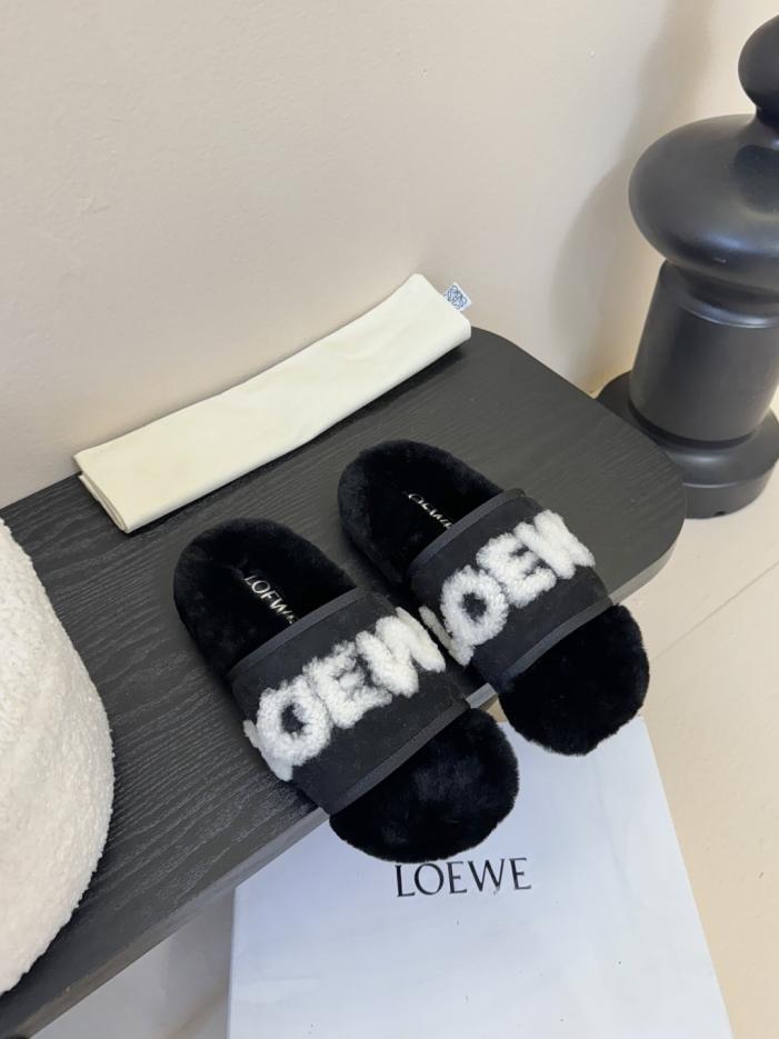 replica,schuhe,beste,kaufen,1:1,besten,seiten,Replik,turnschuhe,sneakers Bei der Modenschau von LOEWE waren Wollpantoffeln zu sehen (1R3FN) replica,schuhe,beste,kaufen,1:1,besten,seiten,Replik,turnschuhe,sneakers Bei der Modenschau von LOEWE waren Wollpantoffeln zu sehen (1R3FN)
