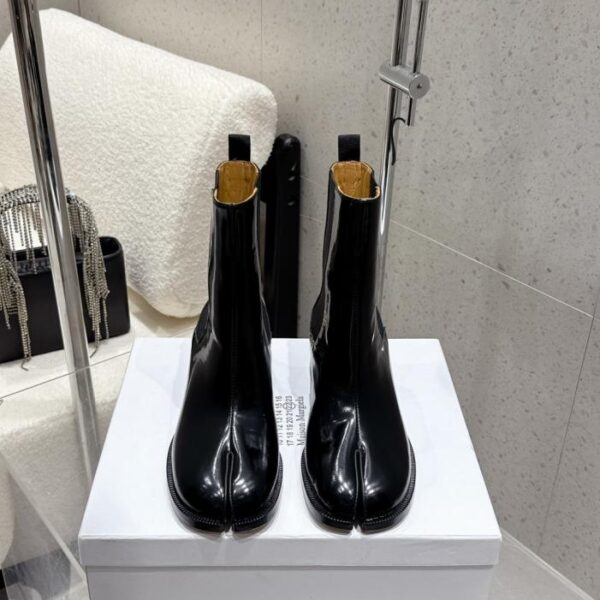 Maison Margiela neue Stiefel mit geteilter Zehenpartie MM6 Stiefeletten (6A0RU)