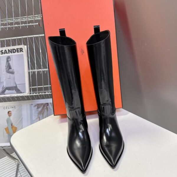 replica,schuhe,beste,kaufen,1:1,besten,seiten,Replik,turnschuhe,sneakers Hermes Herbst und Winter neueste Ritterstiefel im Old Money-Stil mit spitzer Spitze (1Y1VY)