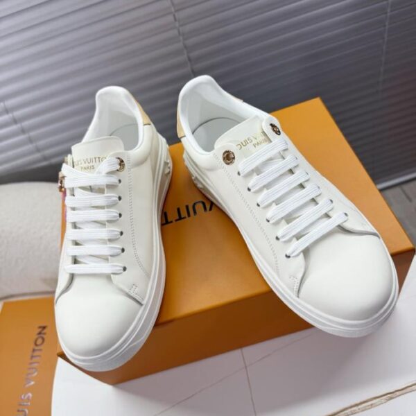 replica,schuhe,beste,kaufen,1:1,besten,seiten,Replik,turnschuhe,sneakers Klassische weiße Schuhe von Louis Vuitton (NZADC)