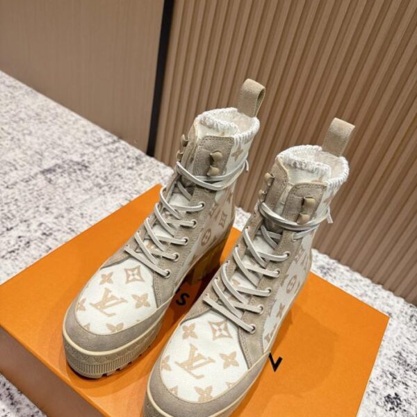 replica,schuhe,beste,kaufen,1:1,besten,seiten,Replik,turnschuhe,sneakers Top-Version, High-Version, LV, klassische Martin-Stiefel mit hohen Absätzen, Sandstiefel-Serie mit dicken Absätzen (FT7XU)