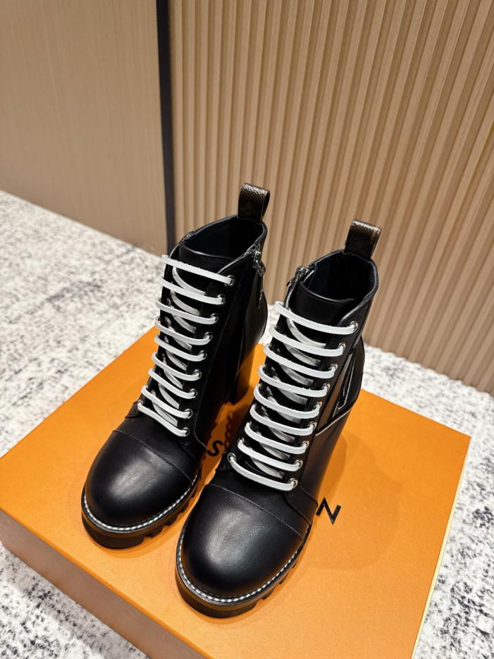 replica,schuhe,beste,kaufen,1:1,besten,seiten,Replik,turnschuhe,sneakers Top-Version LV hochhackige Stiefeletten Herbst und Winter neue hochhackige Stiefel (5H2F0) replica,schuhe,beste,kaufen,1:1,besten,seiten,Replik,turnschuhe,sneakers Top-Version LV hochhackige Stiefeletten Herbst und Winter neue hochhackige Stiefel (5H2F0)
