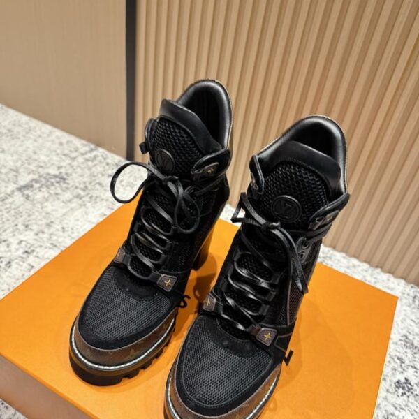 replica,schuhe,beste,kaufen,1:1,besten,seiten,Replik,turnschuhe,sneakers Top-Version der LV-Stiefeletten mit hohen Absätzen. Neue Stiefel mit hohen Absätzen für Herbst und Winter (B5C5B)