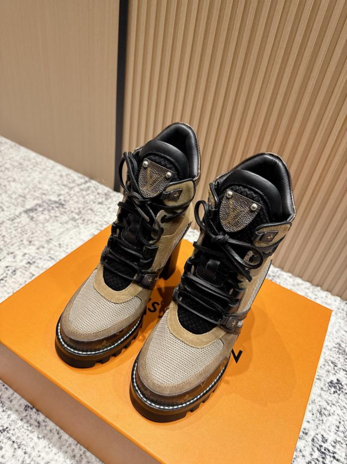 replica,schuhe,beste,kaufen,1:1,besten,seiten,Replik,turnschuhe,sneakers Top-Version der LV-Stiefeletten mit hohen Absätzen. Neue Stiefel mit hohen Absätzen für Herbst und Winter (L0J2O) replica,schuhe,beste,kaufen,1:1,besten,seiten,Replik,turnschuhe,sneakers Top-Version der LV-Stiefeletten mit hohen Absätzen. Neue Stiefel mit hohen Absätzen für Herbst und Winter (L0J2O)