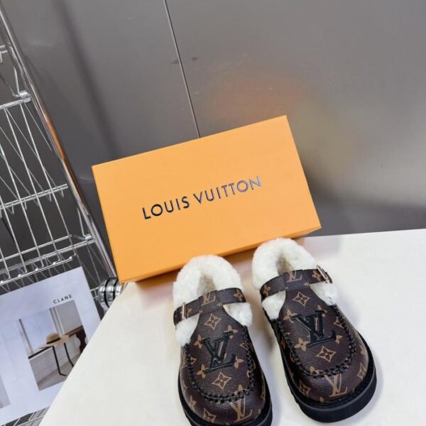 replica,schuhe,beste,kaufen,1:1,besten,seiten,Replik,turnschuhe,sneakers Louis Vuittons neueste Herbst- und Winter-Hausschuhe aus reiner Wolle mit dicker Sohle und erhöhter Außensohle aus Wolle (BJ8HJ)