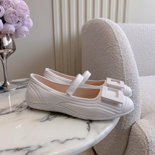 replica,schuhe,beste,kaufen,1:1,besten,seiten,Replik,turnschuhe,sneakers Roger Vivies neue Mary Jane Ballerinas mit quadratischer Schnalle (GI1GB)