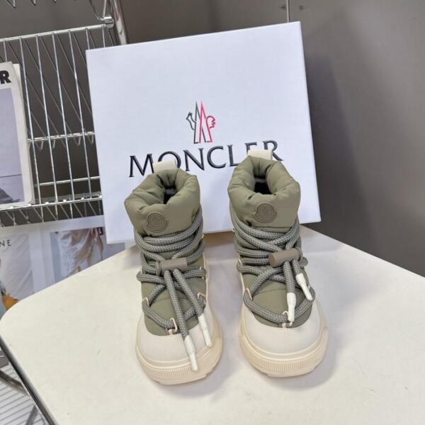 replica,schuhe,beste,kaufen,1:1,besten,seiten,Replik,turnschuhe,sneakers Monclers neueste Herbst-/Winter-Schneestiefel (1NOKE)