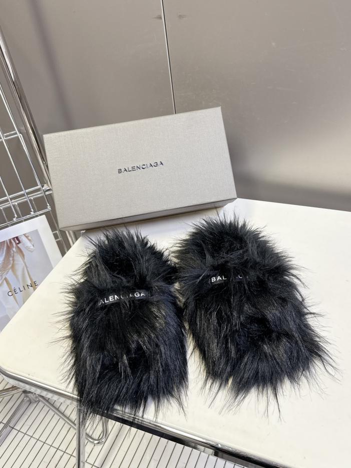 replica,schuhe,beste,kaufen,1:1,besten,seiten,Replik,turnschuhe,sneakers Die neueste Herbst/Winter-Kollektion von BALENCIAGA mit flauschigen Hausschuhen (HLASK) replica,schuhe,beste,kaufen,1:1,besten,seiten,Replik,turnschuhe,sneakers Die neueste Herbst/Winter-Kollektion von BALENCIAGA mit flauschigen Hausschuhen (HLASK)