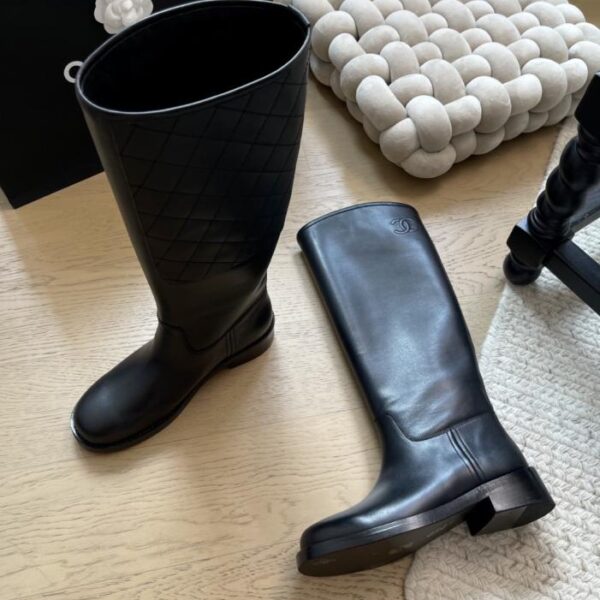 Chanel Classic Reitstiefel (VYQGQ)