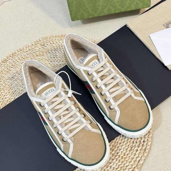 (Geprägtes Doppel-G-Design) GUCCI Tennis Winter Upgrade Version mit Scan-Chip, Neuer Einzelhandelsstil, Geprägte Doppel-G Fellwarme Freizeitschuhe (XUFSZ)