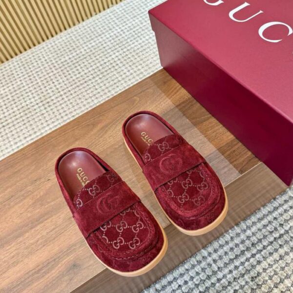 replica,schuhe,beste,kaufen,1:1,besten,seiten,Replik,turnschuhe,sneakers Neue Gucci-Plateau-Mules mit ineinandergreifendem, gesticktem G-Logo (QRJ81)