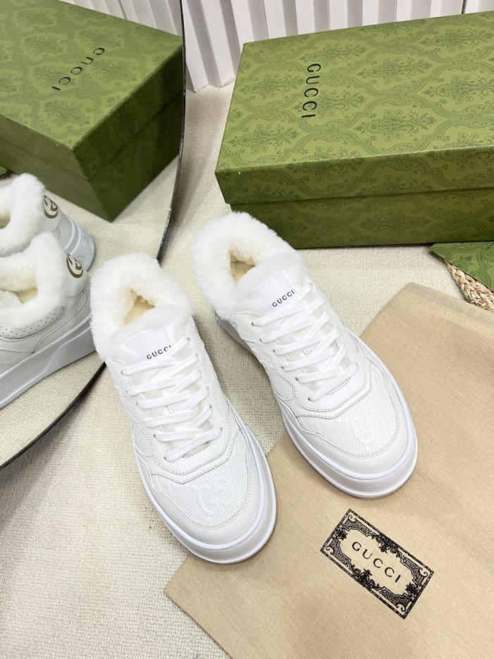 replica,schuhe,beste,kaufen,1:1,besten,seiten,Replik,turnschuhe,sneakers GUCCI Winterwollschuhe mit Double-G-Flauschtextur (1XYK0) replica,schuhe,beste,kaufen,1:1,besten,seiten,Replik,turnschuhe,sneakers GUCCI Winterwollschuhe mit Double-G-Flauschtextur (1XYK0)