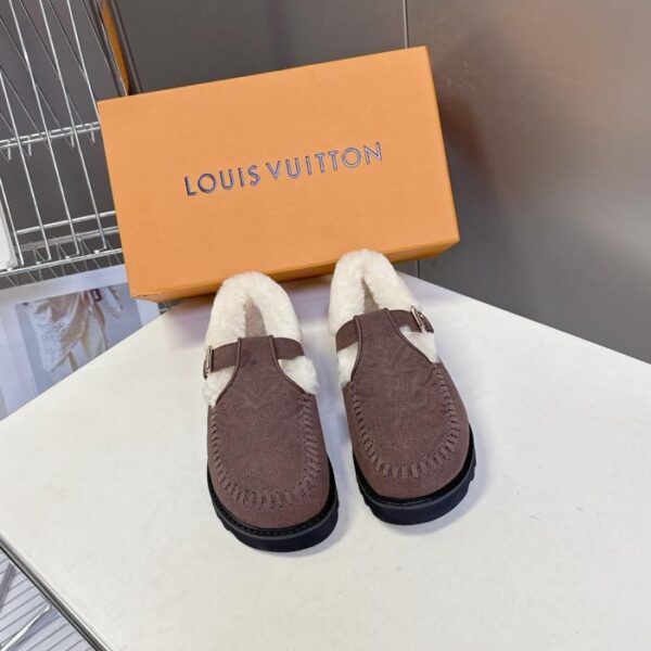 Louis Vuittons neueste Herbst-/Winter-Plateau-Slipper aus reiner Wolle (179ZY)