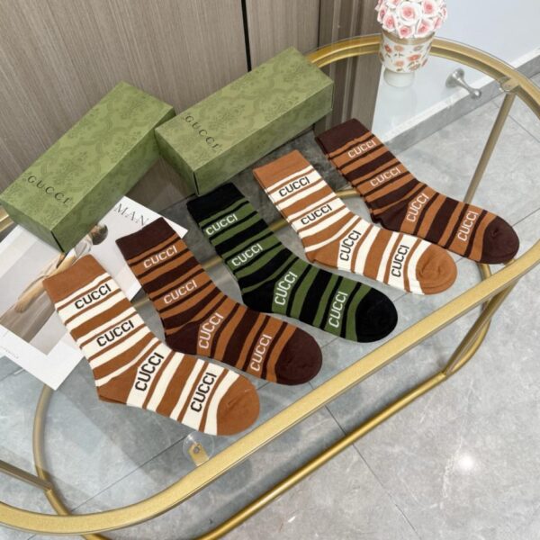 replica,schuhe,beste,kaufen,1:1,besten,seiten,Replik,turnschuhe,sneakers [Eine Box enthält fünf Paar] Gucci Neuheit Socken, direkt aus der Boutique, 100% Baumwolle (SV0XV)