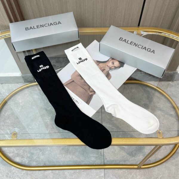 replica,schuhe,beste,kaufen,1:1,besten,seiten,Replik,turnschuhe,sneakers [Zwei Paar pro Packung] Offizielle Website von BALENCIAGA: Synchronisierte Silikon-Buchstaben-Socken für die Wade (3MZ4H)