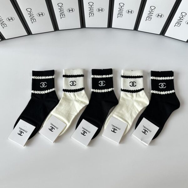 replica,schuhe,beste,kaufen,1:1,besten,seiten,Replik,turnschuhe,sneakers Chanels neue mittellange Socken, fünf Paar pro Schachtel (E6AGQ)