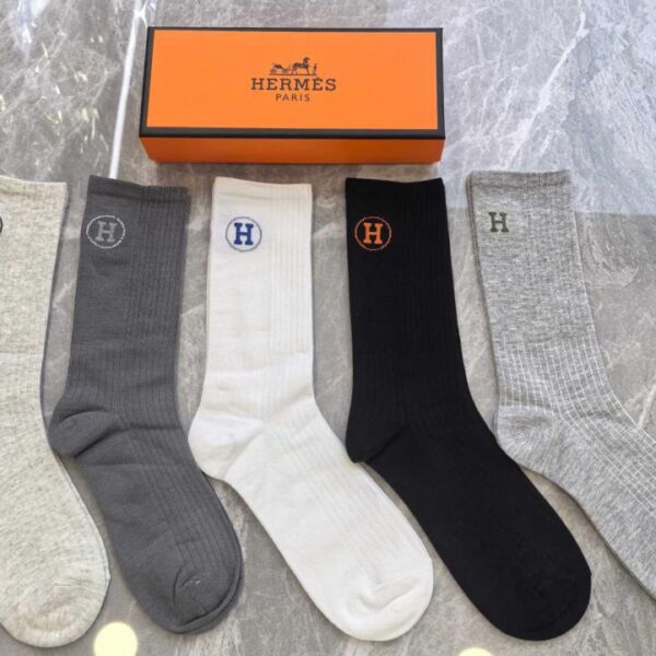 replica,schuhe,beste,kaufen,1:1,besten,seiten,Replik,turnschuhe,sneakers Hermes neue mittellange Socken, fünf Paar pro Karton (OWE8W)