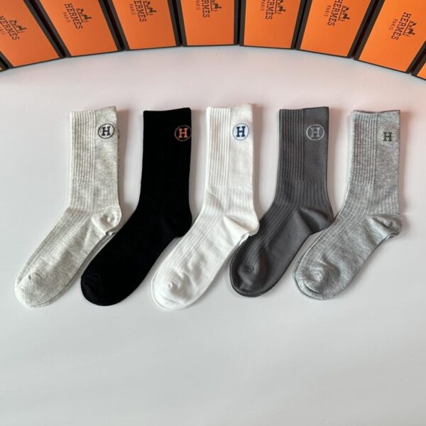 replica,schuhe,beste,kaufen,1:1,besten,seiten,Replik,turnschuhe,sneakers Hermes neue klassische mittelhohe Socken, fünf Paar pro Schachtel (UMSIW)