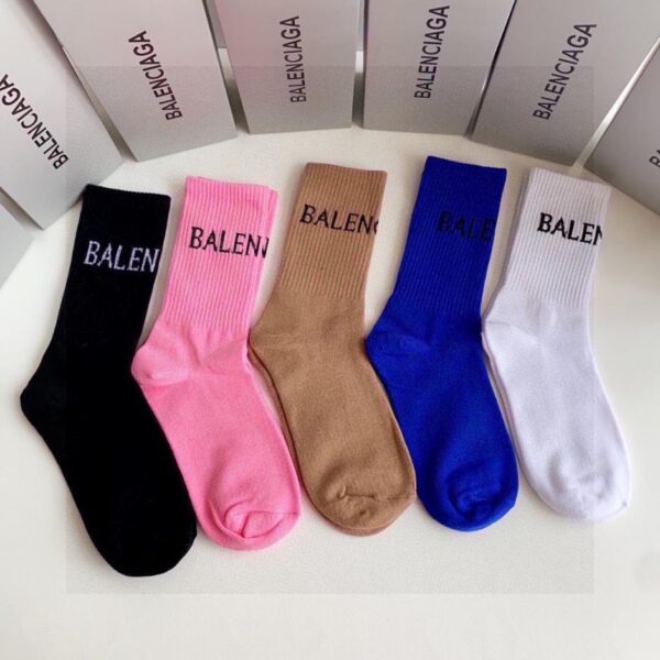 replica,schuhe,beste,kaufen,1:1,besten,seiten,Replik,turnschuhe,sneakers Neue mittellange Socken von Balenciaga, fünf Paar pro Packung (FBH08)