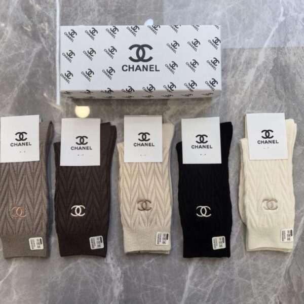 replica,schuhe,beste,kaufen,1:1,besten,seiten,Replik,turnschuhe,sneakers Chanels neue, mittellange Kaschmirsocken mit Stickerei, fünf Paar pro Schachtel (9MHIO)
