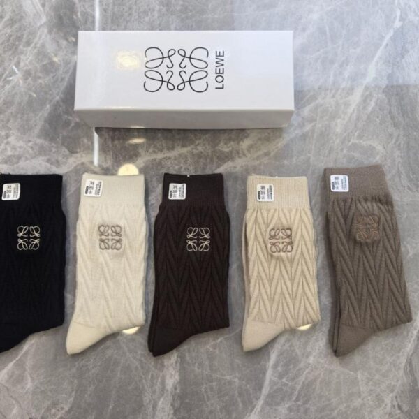 replica,schuhe,beste,kaufen,1:1,besten,seiten,Replik,turnschuhe,sneakers LOEWE Neue Kaschmir-Socken in mittlerer Länge, 5 Paar pro Karton (U8G9F)