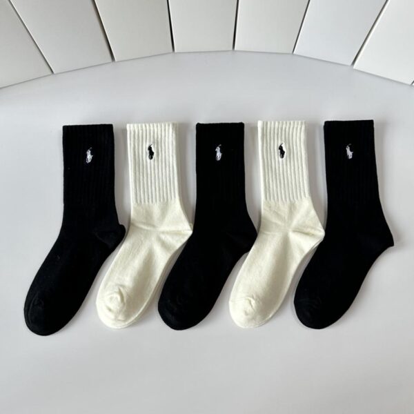 replica,schuhe,beste,kaufen,1:1,besten,seiten,Replik,turnschuhe,sneakers Polos neue bestickte klassische Wadenstrümpfe, fünf Paar pro Packung (2 Paar für 5K).