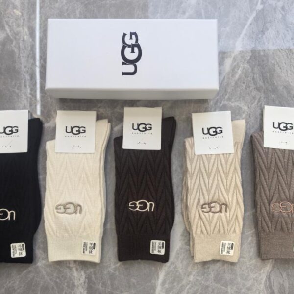 replica,schuhe,beste,kaufen,1:1,besten,seiten,Replik,turnschuhe,sneakers UGG Neue bestickte Kaschmir-Socken in mittlerer Länge, 5 Paar pro Box (YSV4R)