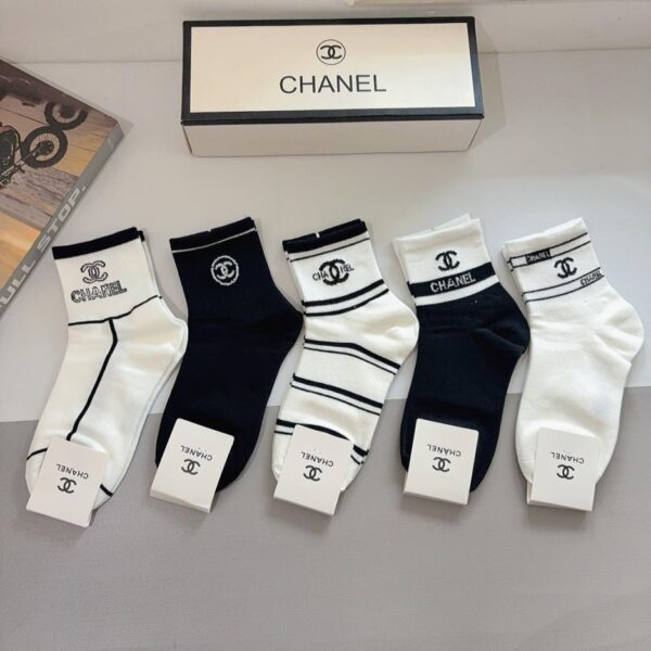 (5 Paar pro Packung) Klassische Chanel-Socken, mittelhoch, aus hochwertiger reiner Baumwolle, weiches Material (US 3–5)