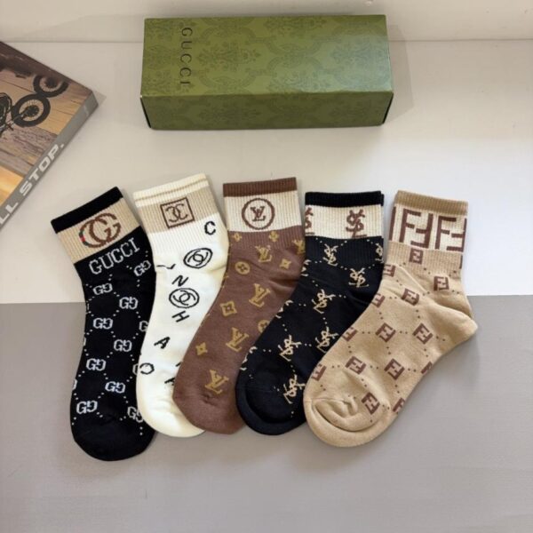 replica,schuhe,beste,kaufen,1:1,besten,seiten,Replik,turnschuhe,sneakers (5 Paar pro Packung) GUCCI Neue mittelhohe Socken, reine Baumwolle (890ZD)