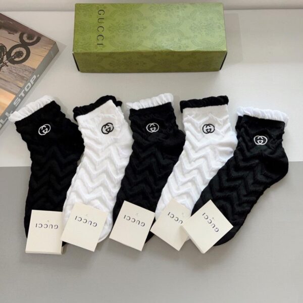 replica,schuhe,beste,kaufen,1:1,besten,seiten,Replik,turnschuhe,sneakers (5 Paar pro Schachtel) Gucci kleiner Artikel, Rüschensocken mit Stickerei (9TBHI)
