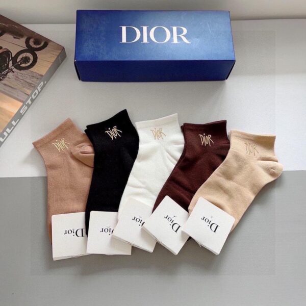 replica,schuhe,beste,kaufen,1:1,besten,seiten,Replik,turnschuhe,sneakers (5 Paar pro Packung) Dior New Style Socken mit geprägtem Buchstabenmuster und geripptem Bündchen (4KXGV)