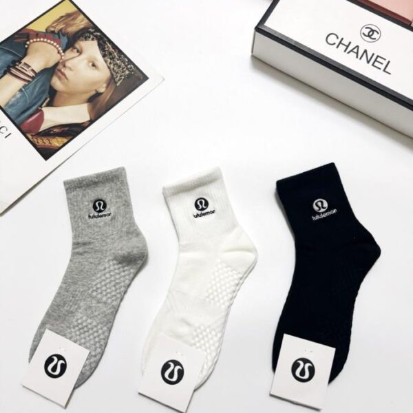 replica,schuhe,beste,kaufen,1:1,besten,seiten,Replik,turnschuhe,sneakers [3 Paar pro Packung] Baumwollsocken mit klassischem Lululemon-Logo und Stickerei (FEOT0)