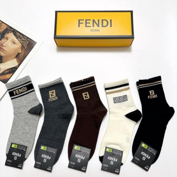 replica,schuhe,beste,kaufen,1:1,besten,seiten,Replik,turnschuhe,sneakers [5 Paar pro Packung] FENDI klassische Logo-Baumwollsocken, mittelhoch (BNOHK)