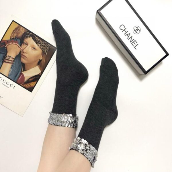 replica,schuhe,beste,kaufen,1:1,besten,seiten,Replik,turnschuhe,sneakers [Ein Paar pro Packung] Klassische Chanel-Socken mit Logo aus Baumwolle, mittelhoch geschnitten (28CLQ)