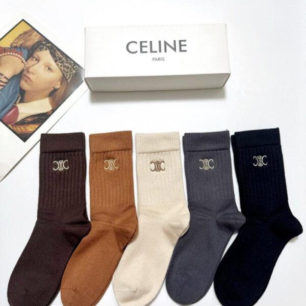 replica,schuhe,beste,kaufen,1:1,besten,seiten,Replik,turnschuhe,sneakers 【5 Paar pro Packung】 Celine Classic Socken mit gesticktem Logo aus Kaschmirmischung, mittelhoch (3I3JH)