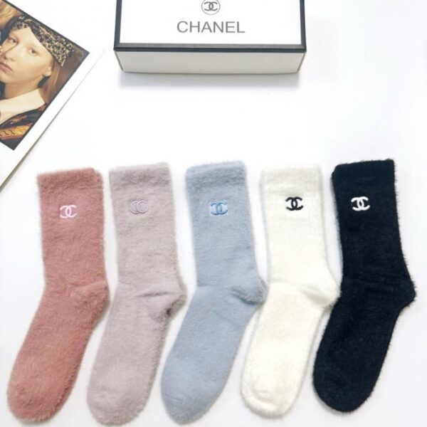 replica,schuhe,beste,kaufen,1:1,besten,seiten,Replik,turnschuhe,sneakers [5 Paar pro Packung] Chanel Classic Logo Knöchelsocken aus Nerzfleece (GMROM)