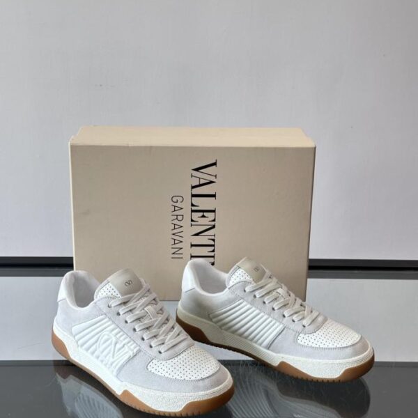 replica,schuhe,beste,kaufen,1:1,besten,seiten,Replik,turnschuhe,sneakers Valentinos neue Low-Top-Sneaker (SKKKL)