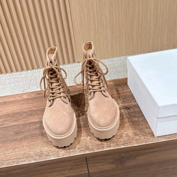 replica,schuhe,beste,kaufen,1:1,besten,seiten,Replik,turnschuhe,sneakers Die neuen Schnür-Plateau-Kampfstiefel von Celine (SWCRC)