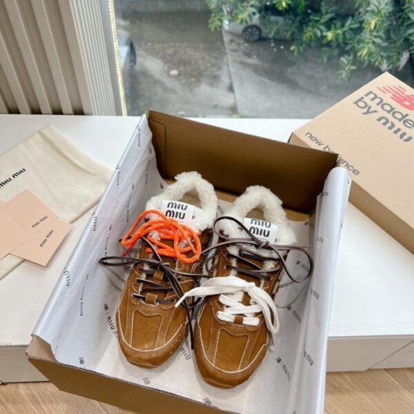 replica,schuhe,beste,kaufen,1:1,besten,seiten,Replik,turnschuhe,sneakers G027 MIUMIU Baumwollschuhe, Fellschuhe, Neue Herbst-/Winter-Schnürschuhe im britischen Stil (4KS2F)